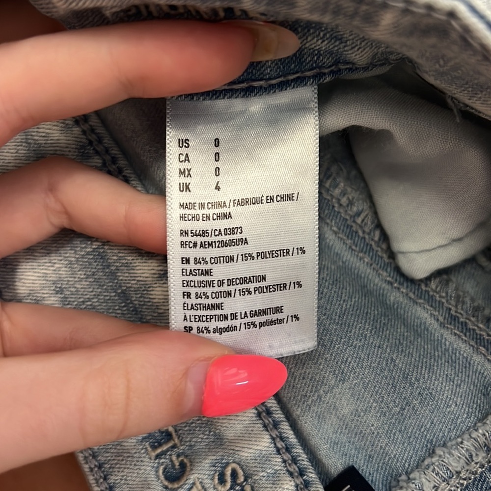 American Eagle Shorts - Picture 3 of 3